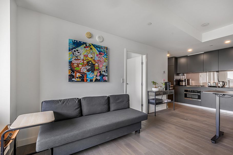 2306 1480 Howe Street Vancouver, BC - 3