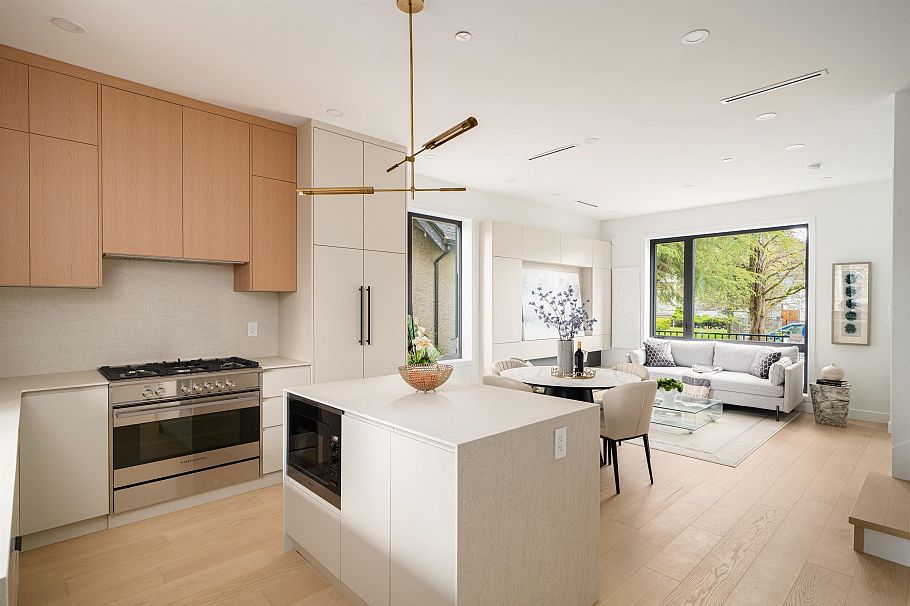 6577 Lime Street Vancouver, BC - 10