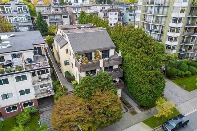 102 2458 York Avenue Vancouver, BC - 2