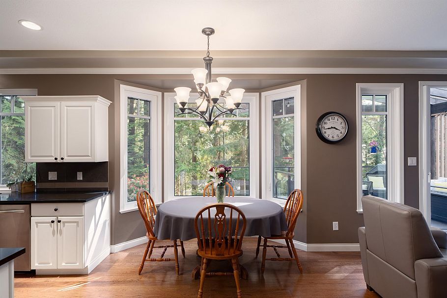 801 Regal Crescent North Vancouver, BC - 12