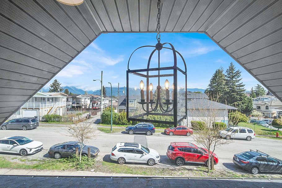 3128 Kings Avenue Vancouver, BC - 21