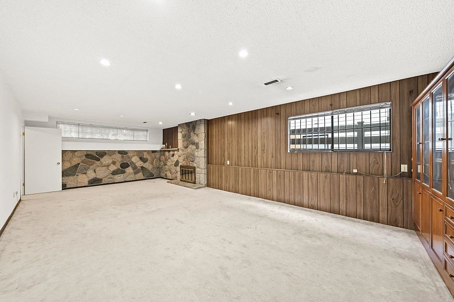 532 W 64th Avenue Vancouver, BC - 13