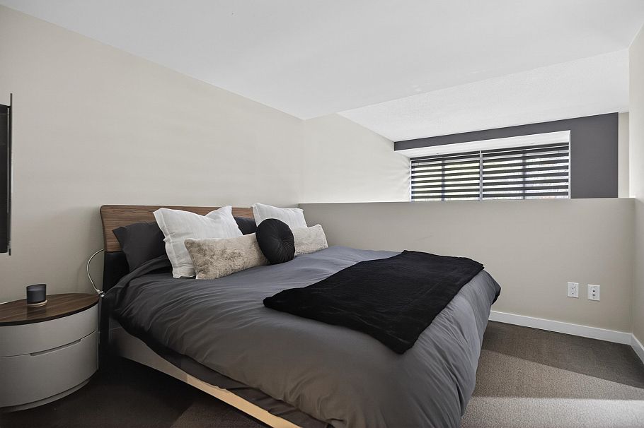 112 W 1st Avenue Vancouver, BC - 20