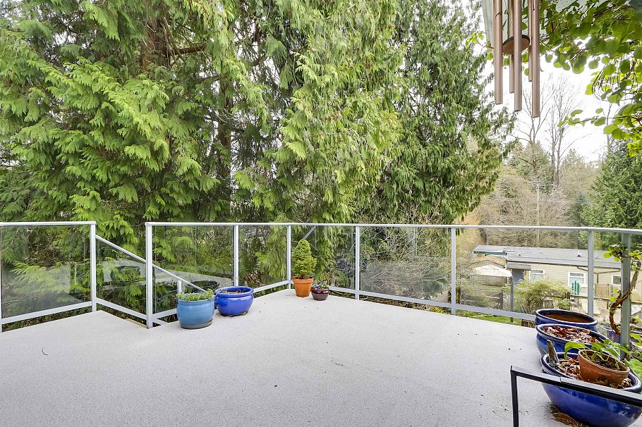 229 W 22nd Street North Vancouver, BC - 29