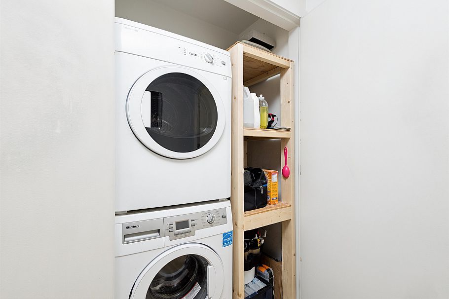 2 265 E 8th Street North Vancouver, BC - 33