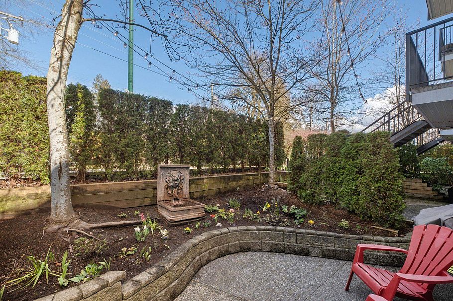 978 W 16th Avenue Vancouver, BC - 6