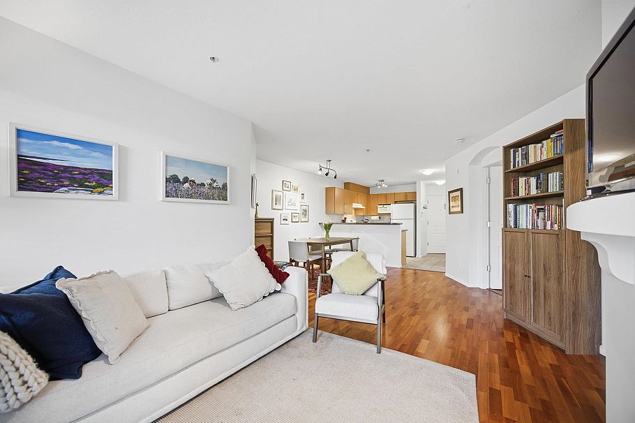 155 1100 E 29th Street North Vancouver, BC - 14