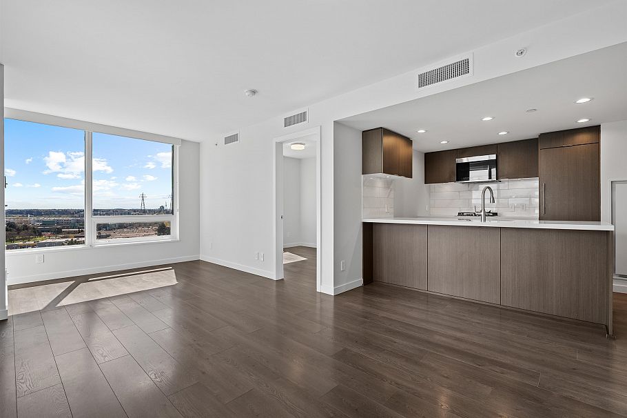 807 8238 Lord Street Vancouver, BC - 11