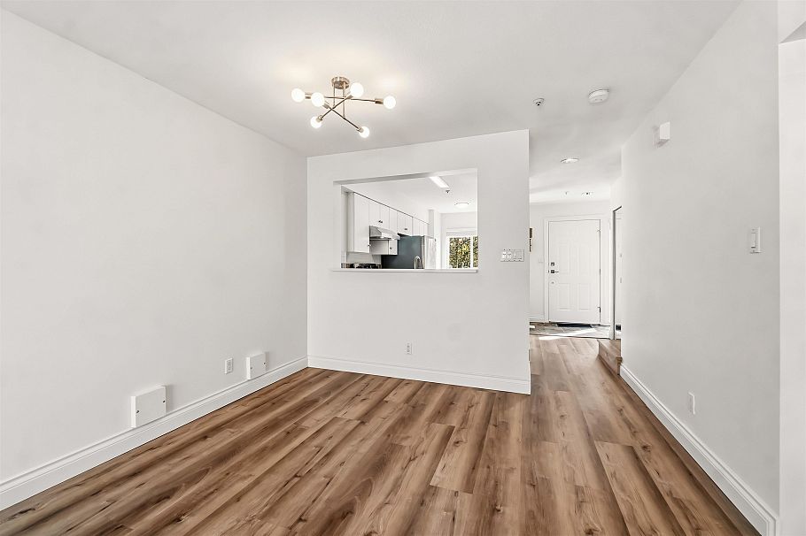 8433 Jellicoe Street Vancouver, BC - 4