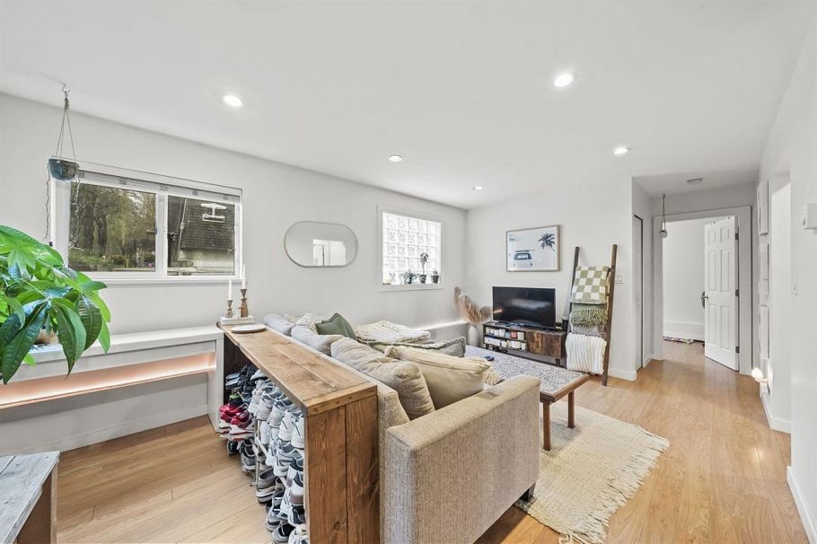 2452 2492 Balsam Street Vancouver, BC - 8