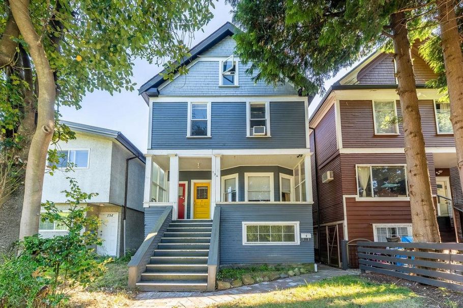 136 W 12th Avenue Vancouver, BC - 39