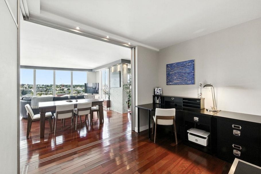 1405 1500 Howe Street Vancouver, BC - 17