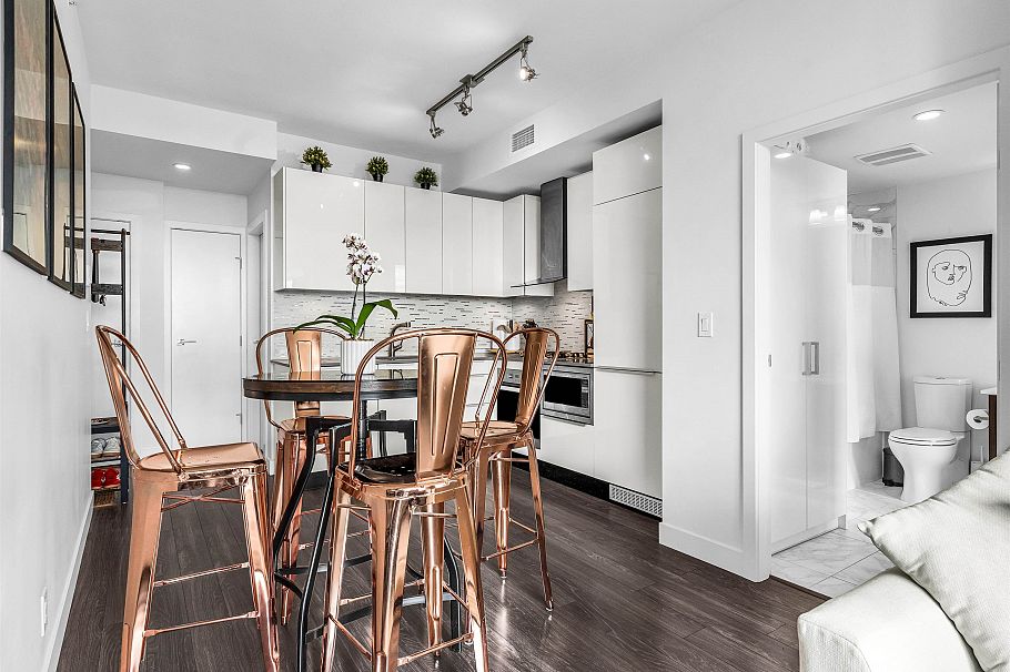 3305 1283 Howe Street Vancouver, BC - 8