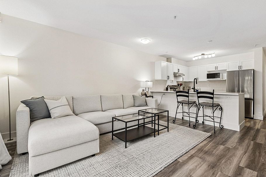 102 365 E 1st Street North Vancouver, BC - 9