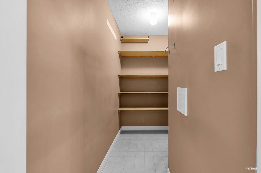 321 360 E 36th Avenue Vancouver, BC - 19