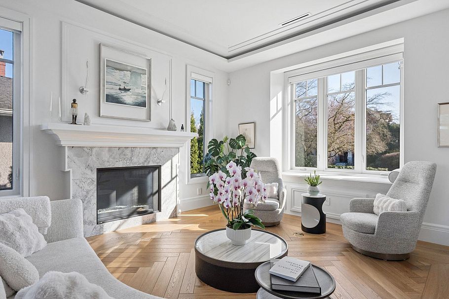 4021 W 28th Avenue Vancouver, BC - 2