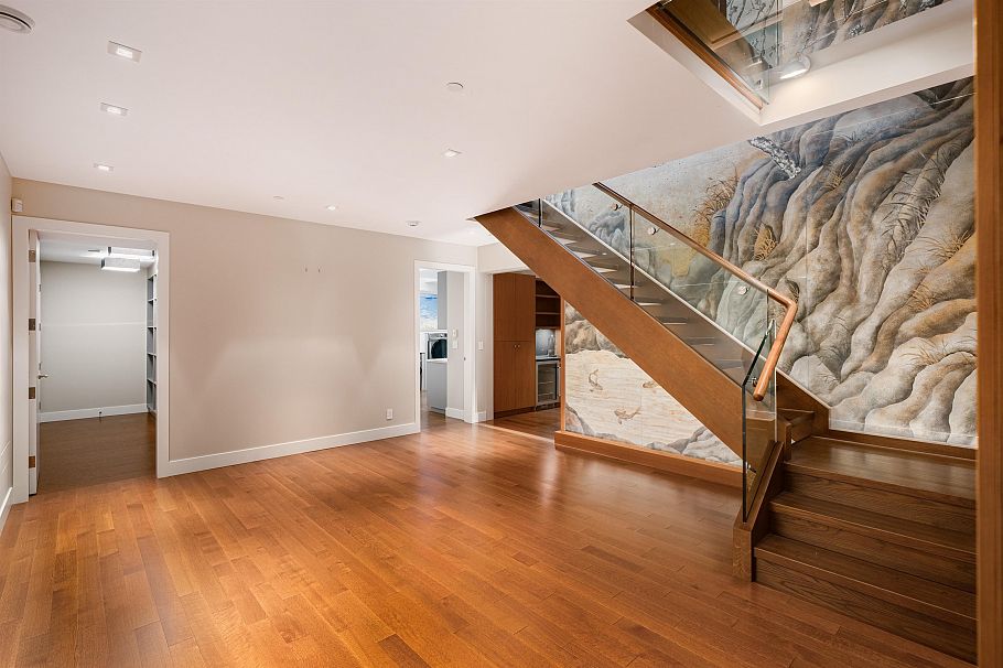 5961 Churchill Street Vancouver, BC - 28