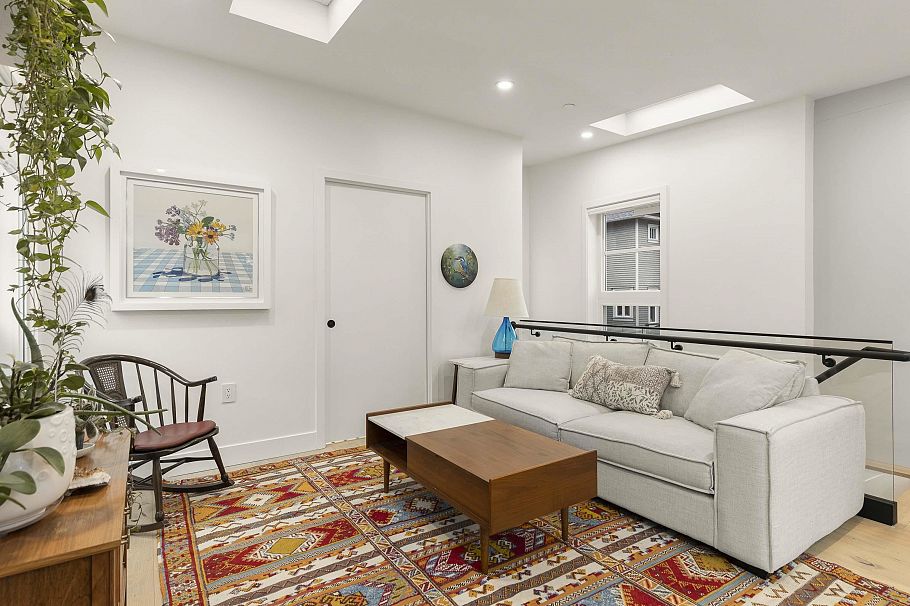 517 E 11th Avenue Vancouver, BC - 6