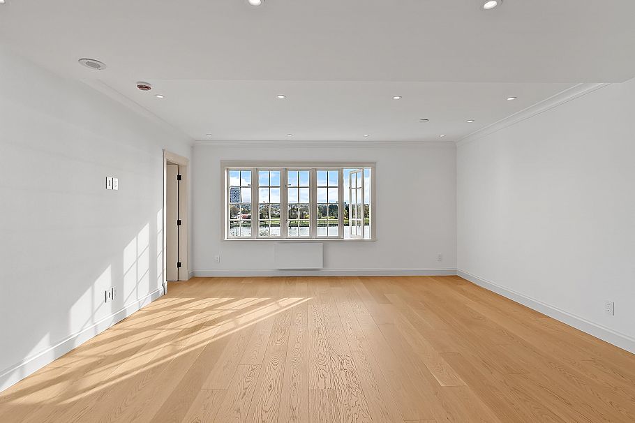 306 1311 Beach Avenue Vancouver, BC - 5