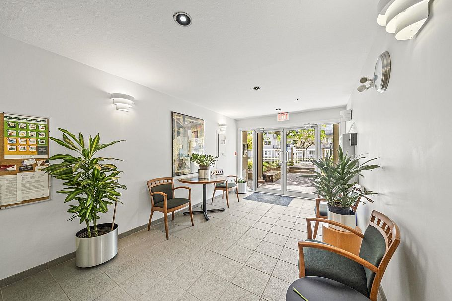 204 1883 E 10th Avenue Vancouver, BC - 26