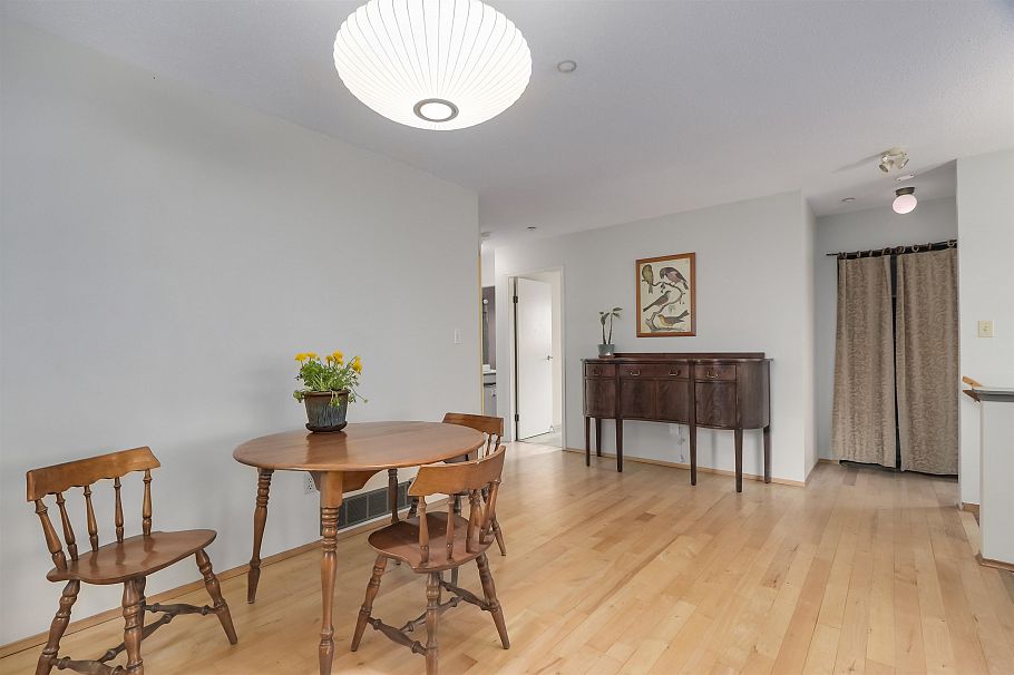 229 W 22nd Street North Vancouver, BC - 7