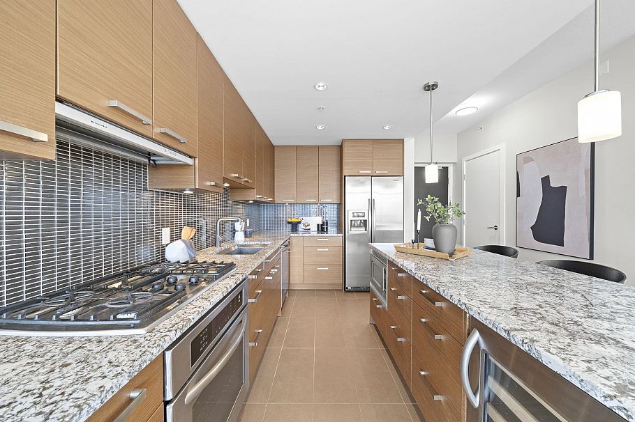 1701 6188 Wilson Avenue Burnaby, BC - 4