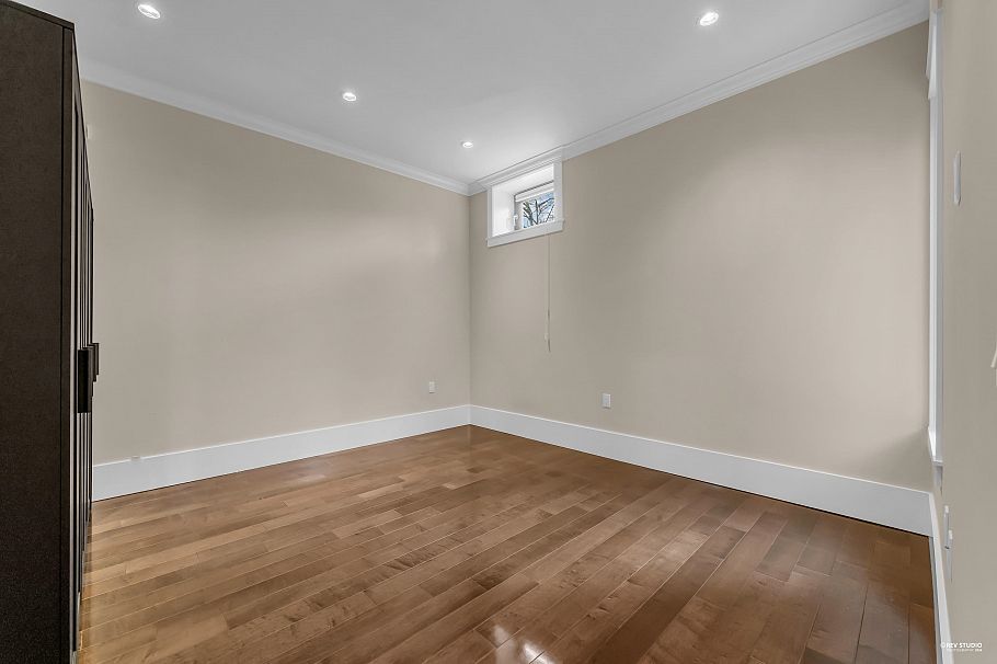 2149 W 46th Avenue Vancouver, BC - 19
