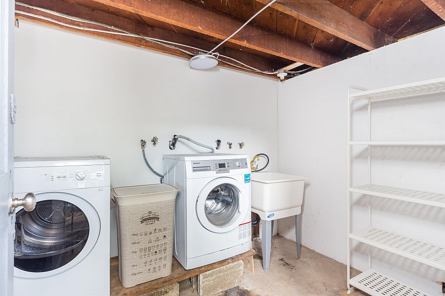 136 W 12th Avenue Vancouver, BC - 28