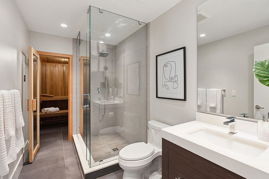 983 Tudor Avenue North Vancouver, BC - 25