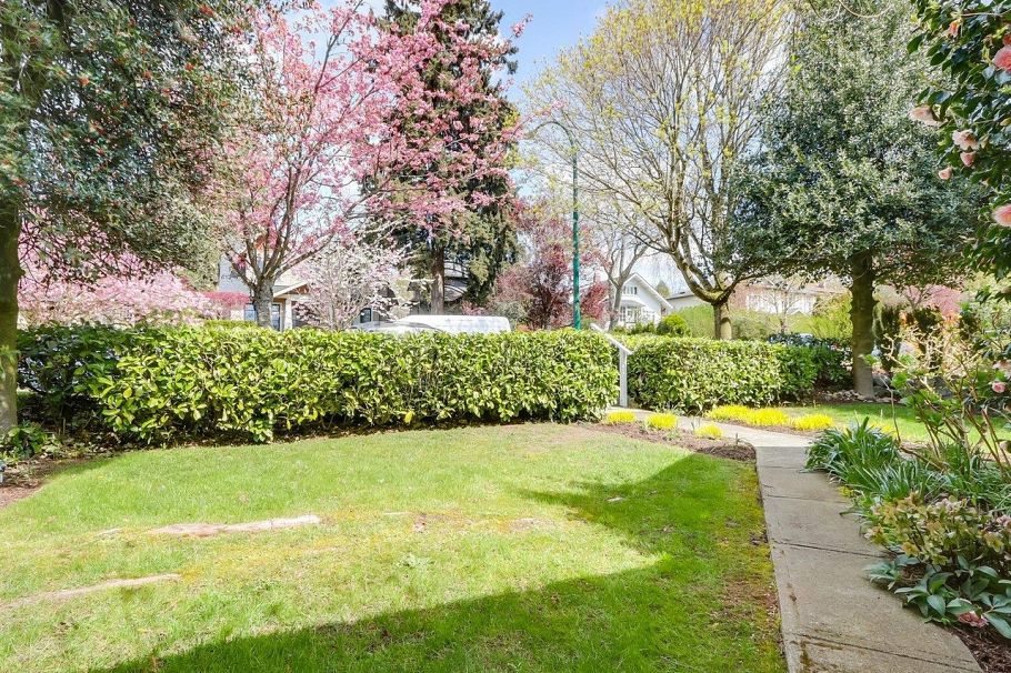 3436 W 37th Avenue Vancouver, BC - 32