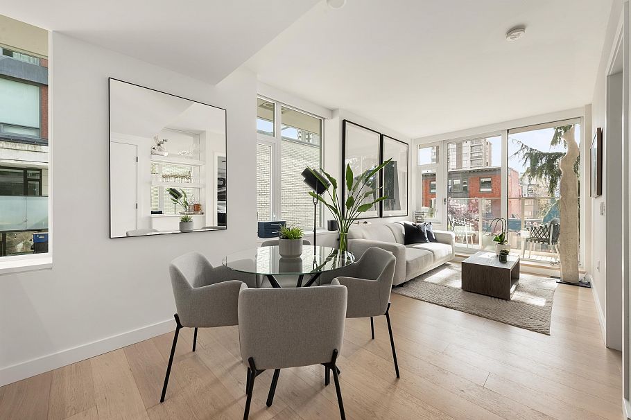 403 1365 Davie Street Vancouver, BC - 2