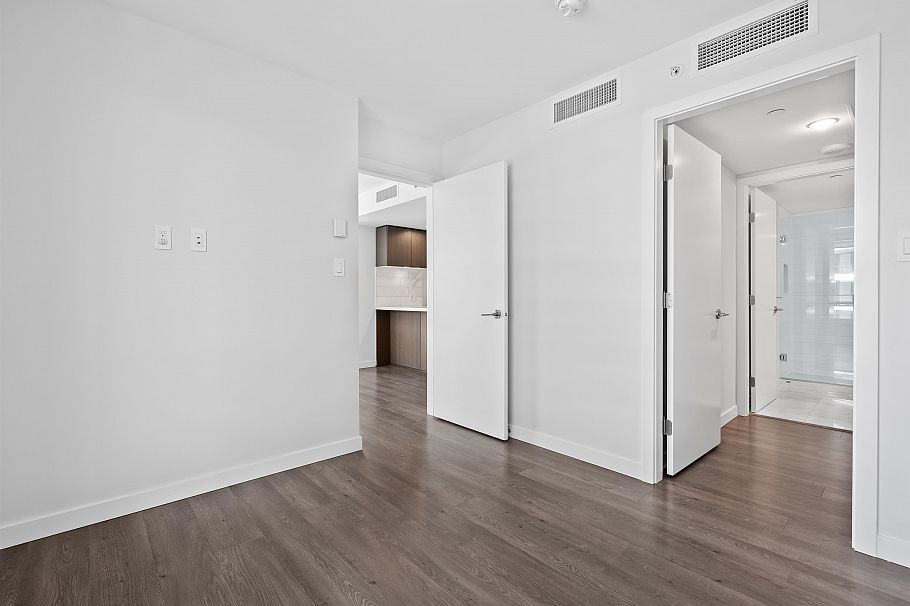 807 8238 Lord Street Vancouver, BC - 22