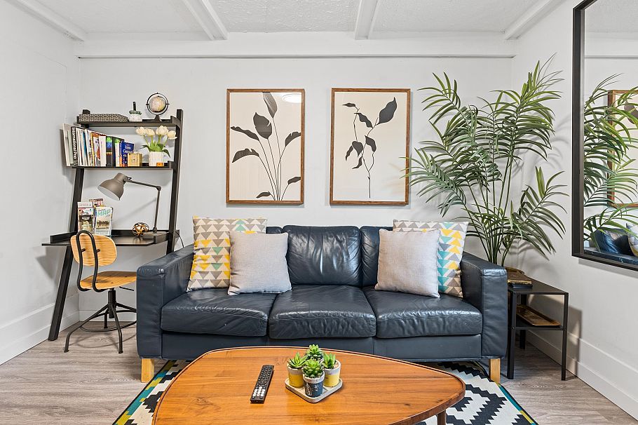 136 W 12th Avenue Vancouver, BC - 17