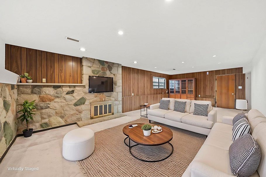 532 W 64th Avenue Vancouver, BC - 20