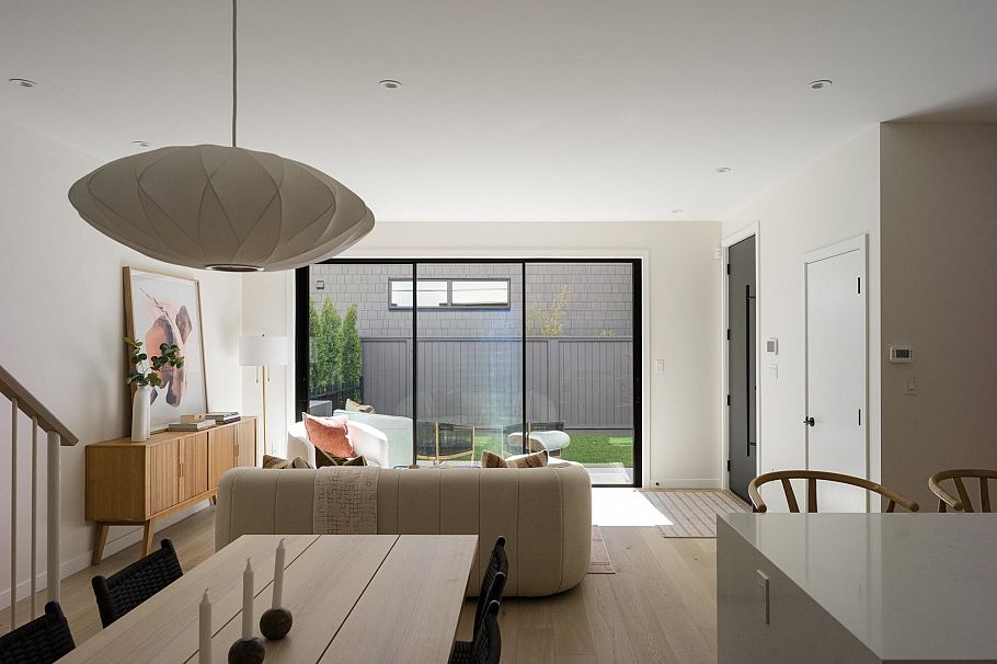 891 E 21st Avenue Vancouver, BC - 1