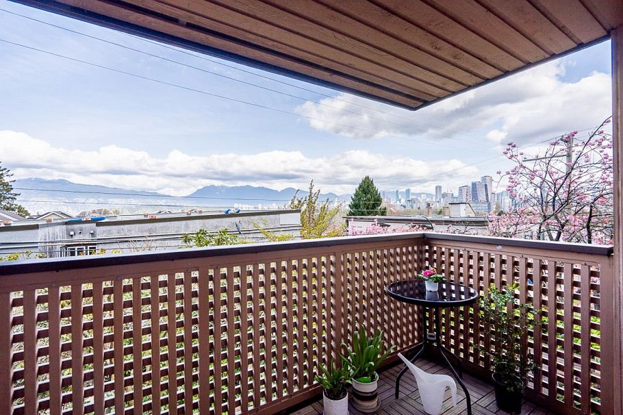 209 2211 W 2nd Avenue Vancouver, BC - 20
