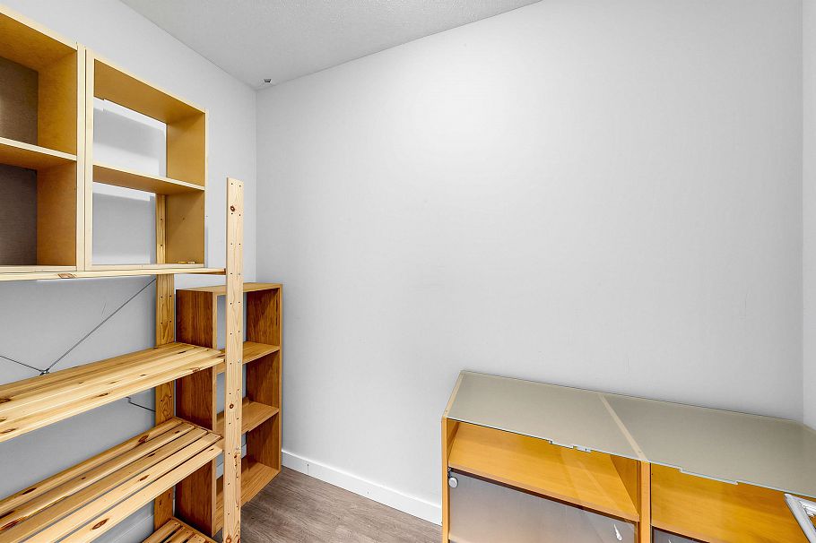 901 3281 E Kent Avenue North Vancouver, BC - 9