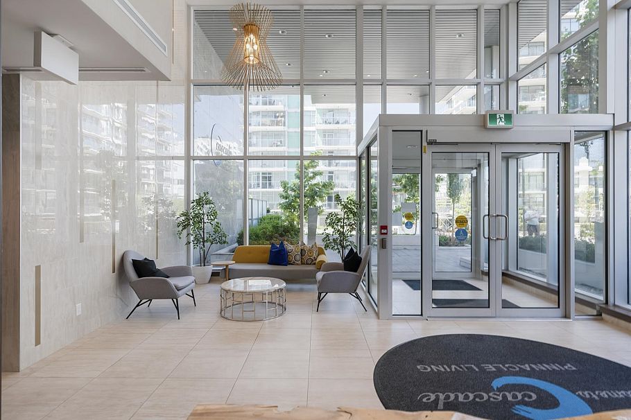 112 185 Victory Ship Way North Vancouver, BC - 27