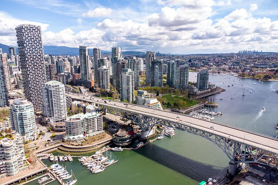 601 1003 Pacific Street Vancouver, BC - 23