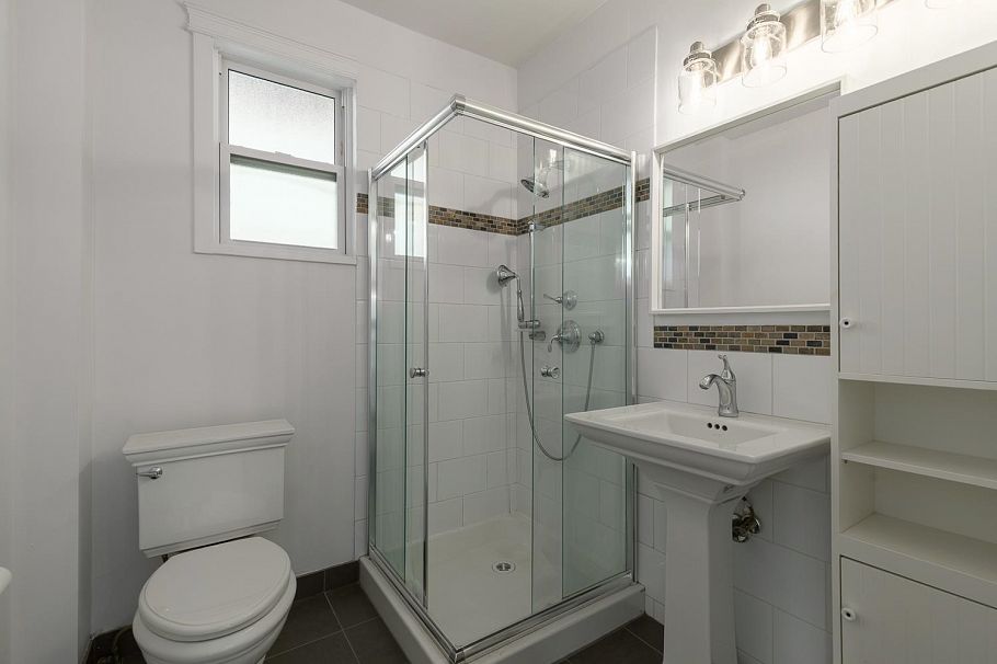 3853 Frances Street Burnaby, BC - 18