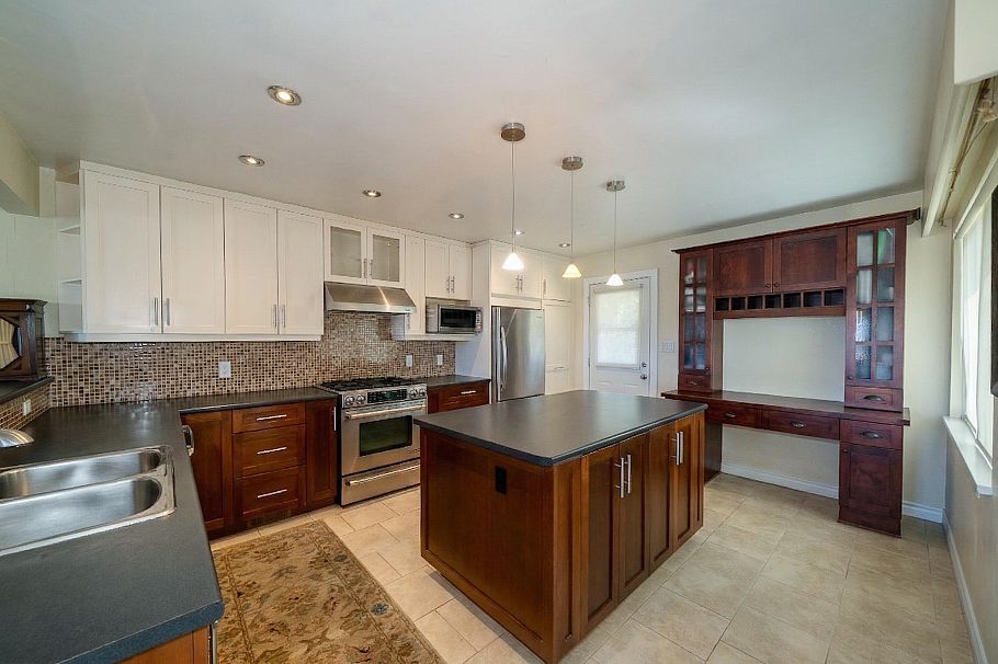 2244 W 32nd Avenue Vancouver, BC - 6