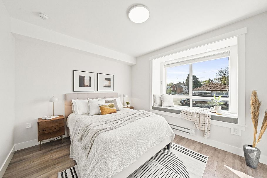 2296 E 33rd Avenue Vancouver, BC - 14