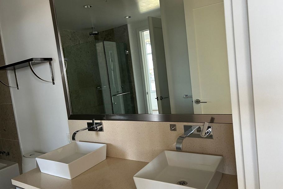 1010 1661 Ontario Street Vancouver, BC - 6