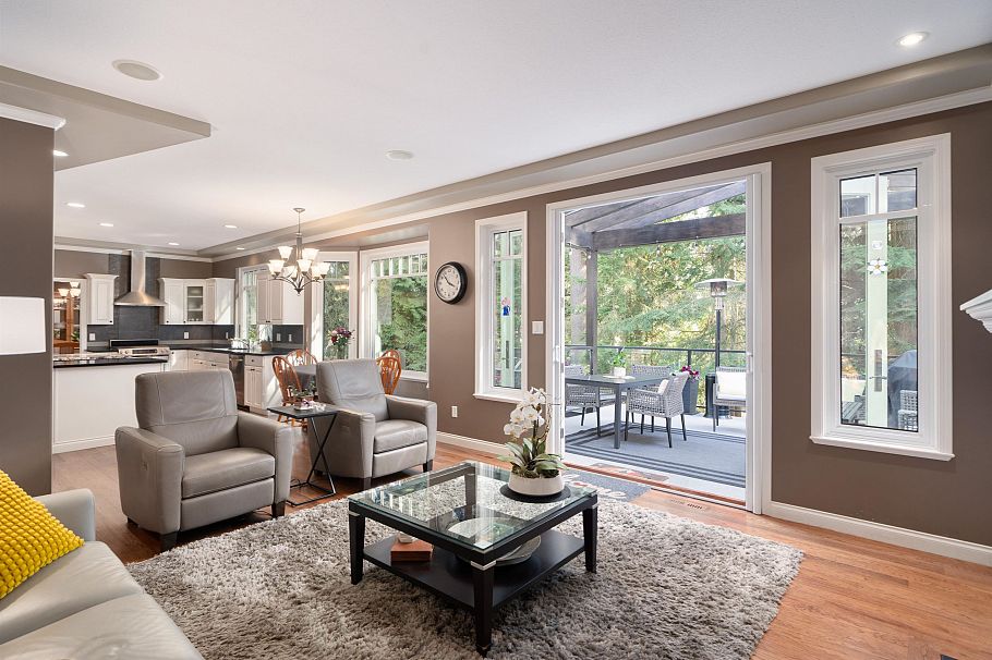 801 Regal Crescent North Vancouver, BC - 14