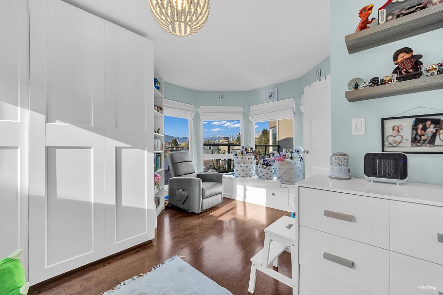 305 2110 Cornwall Avenue Vancouver, BC - 25