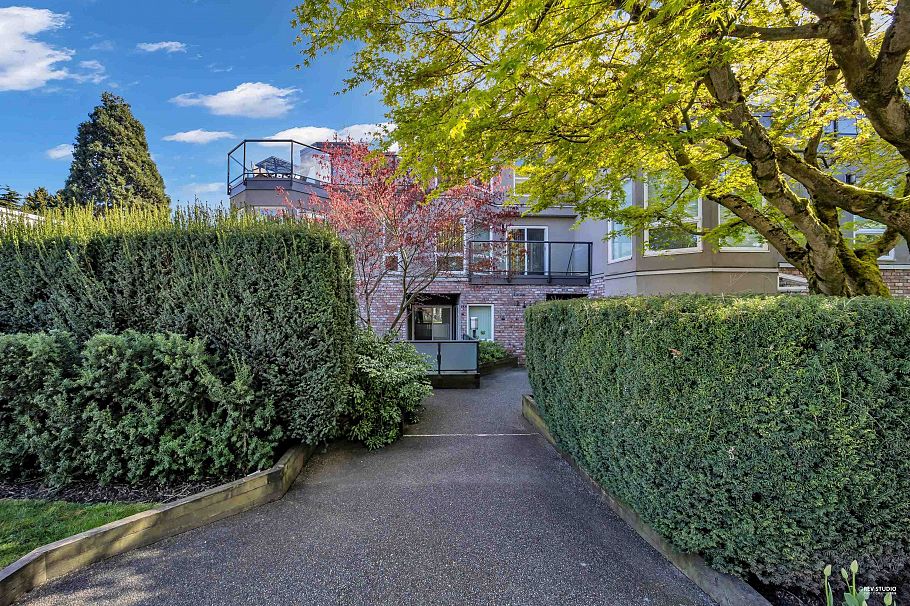 305 2110 Cornwall Avenue Vancouver, BC - 27