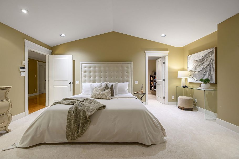 3402 Anne Macdonald Way North Vancouver, BC - 12
