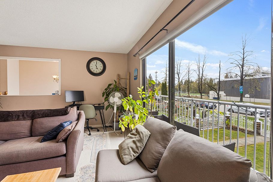 2136 Jones Avenue North Vancouver, BC - 4