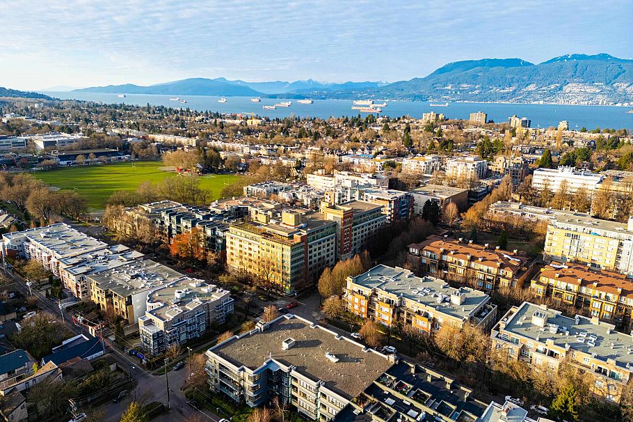 104 2181 W 12th Avenue Vancouver, BC - 11