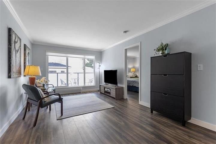 302 2328 Oxford Street Vancouver, BC - 2